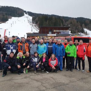 Izvedeno enodnevno smučanje