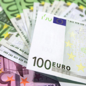 Minimalna plača v letu 2021 ter najpomembnejše o letnem dopustu in regresu