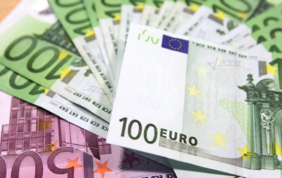 Minimalna plača v 2021 ter najpomembnejše o letnem dopustu in regresu Minimalna plača v letu 2021 ter najpomembnejše o letnem dopustu in regresu