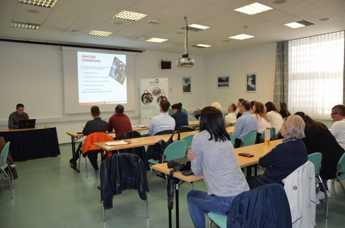 Izvedeni tečaj/predavanje za slovenske in madžarske učitelje