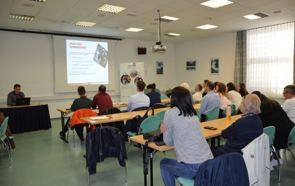 Izvedeni tečaj/predavanje za slovenske in madžarske učitelje
