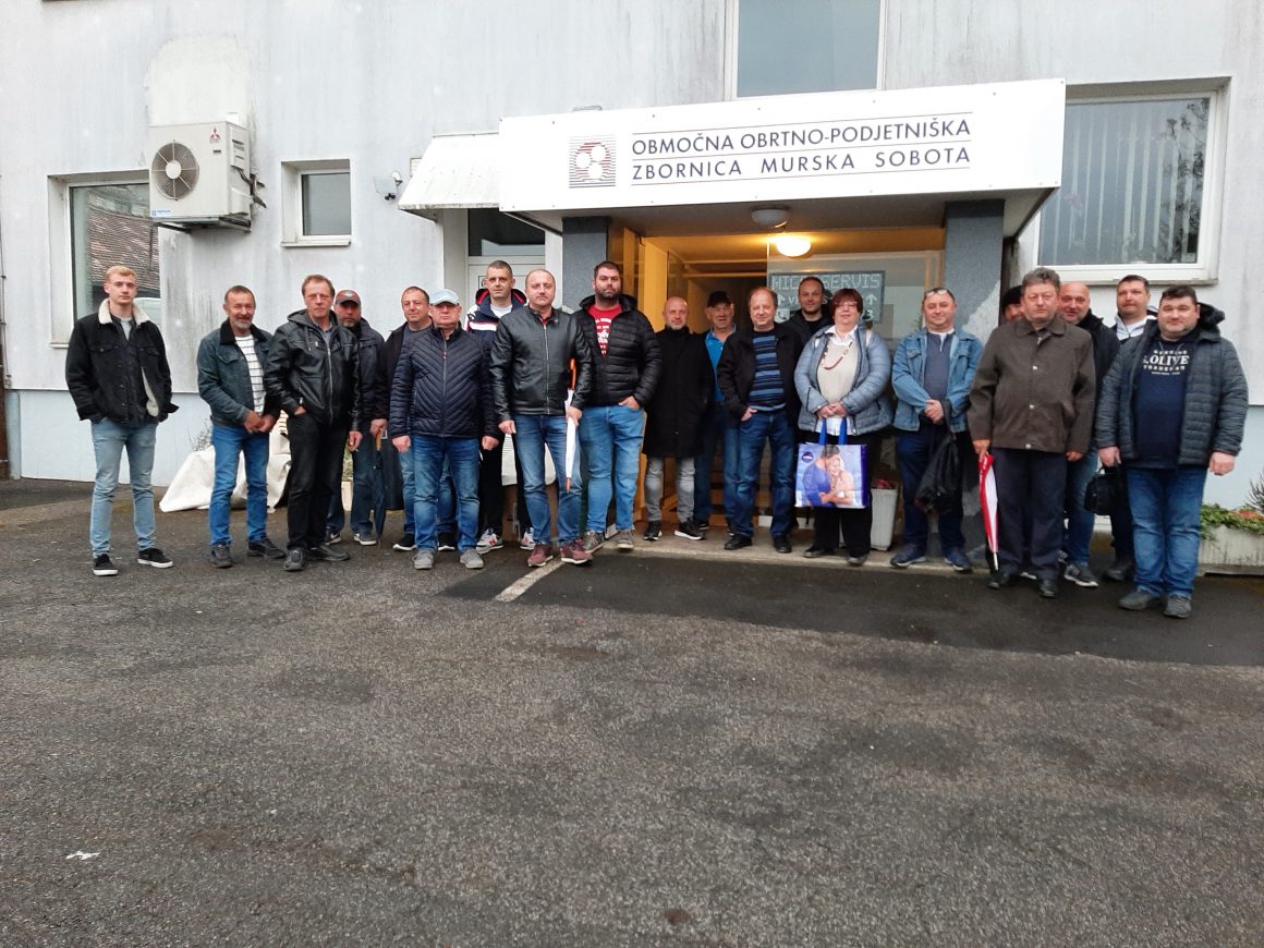 Ogled in izmenjava poslovnih priložnosti s firmama Eti Elektroelementi d.o.o. in IKA, Žiri, d.o.o.