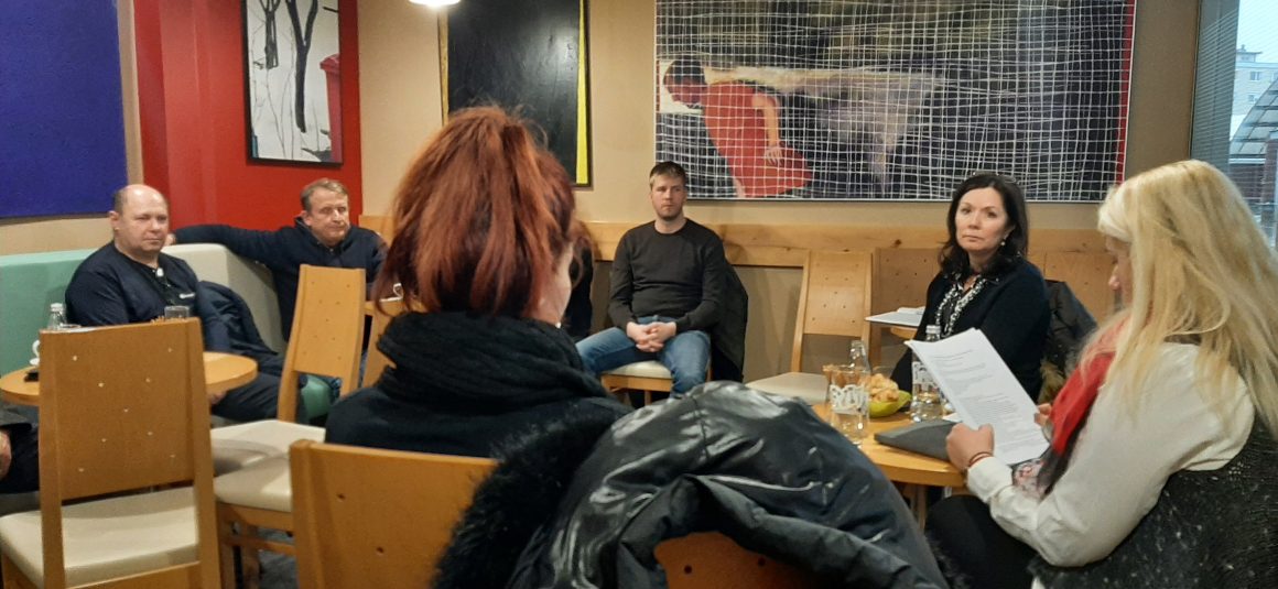 Izveden - zbor sekcije za gostinstvo in turizem Izveden – zbor sekcije za gostinstvo in turizem