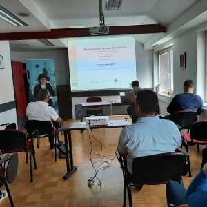 PREDSTAVITEV AKTUALNIH RAZPISOV namenjenih razvoju podjetništva