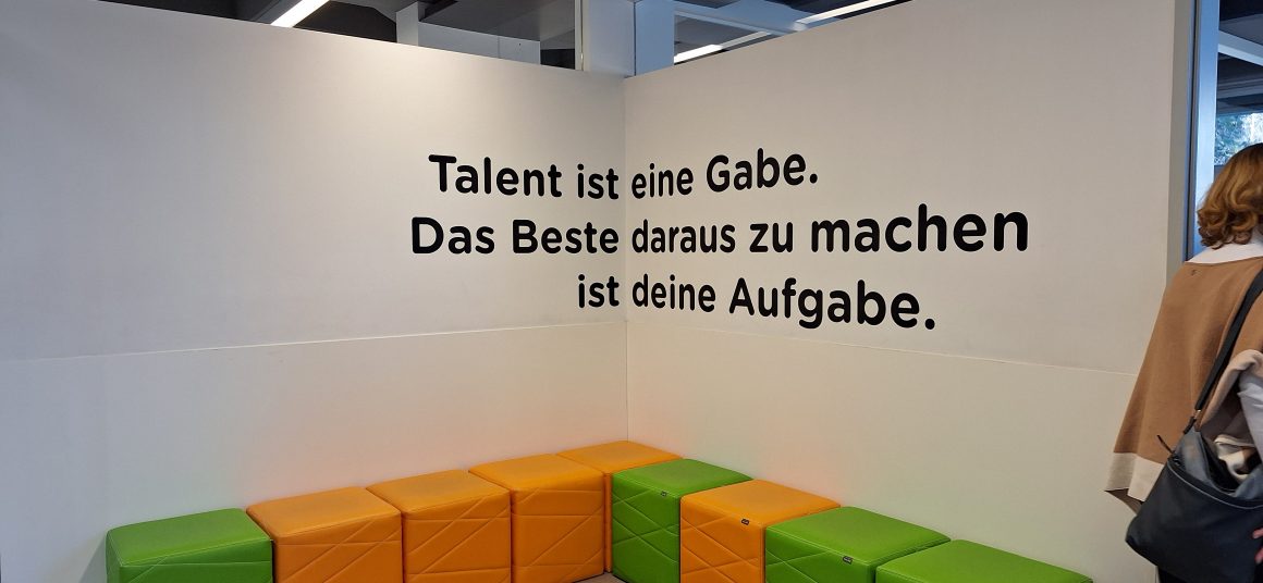 Strokovna ekskurzija OBISK TALENTCENTRA v Grazu Strokovna ekskurzija OBISK TALENTCENTRA v Grazu