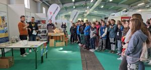 Predstavitev gradbenih poklicev in izvedba tekmovanja slikopleskarjev  na sejmu Megra