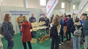 Predstavitev gradbenih poklicev in izvedba tekmovanja slikopleskarjev  na sejmu Megra