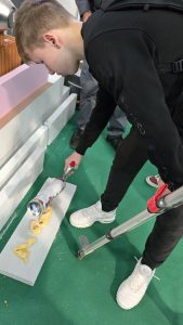 Predstavitev gradbenih poklicev in izvedba tekmovanja slikopleskarjev  na sejmu Megra