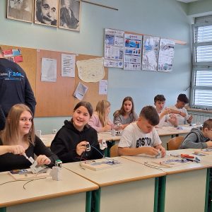 Izvedena Interaktivna delavnica “V OSPREDJU SO POKLICI” na OŠ Sveti Jurij, 6.11.2024