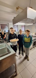 Poročilo z ogleda in srečanja s podjetji »POKLICI OD BLIZU«, OŠ Grad in OŠ Kuzma