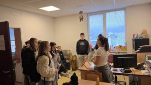 Poročilo z ogleda in srečanja s podjetji »POKLICI OD BLIZU«, OŠ Grad in OŠ Kuzma