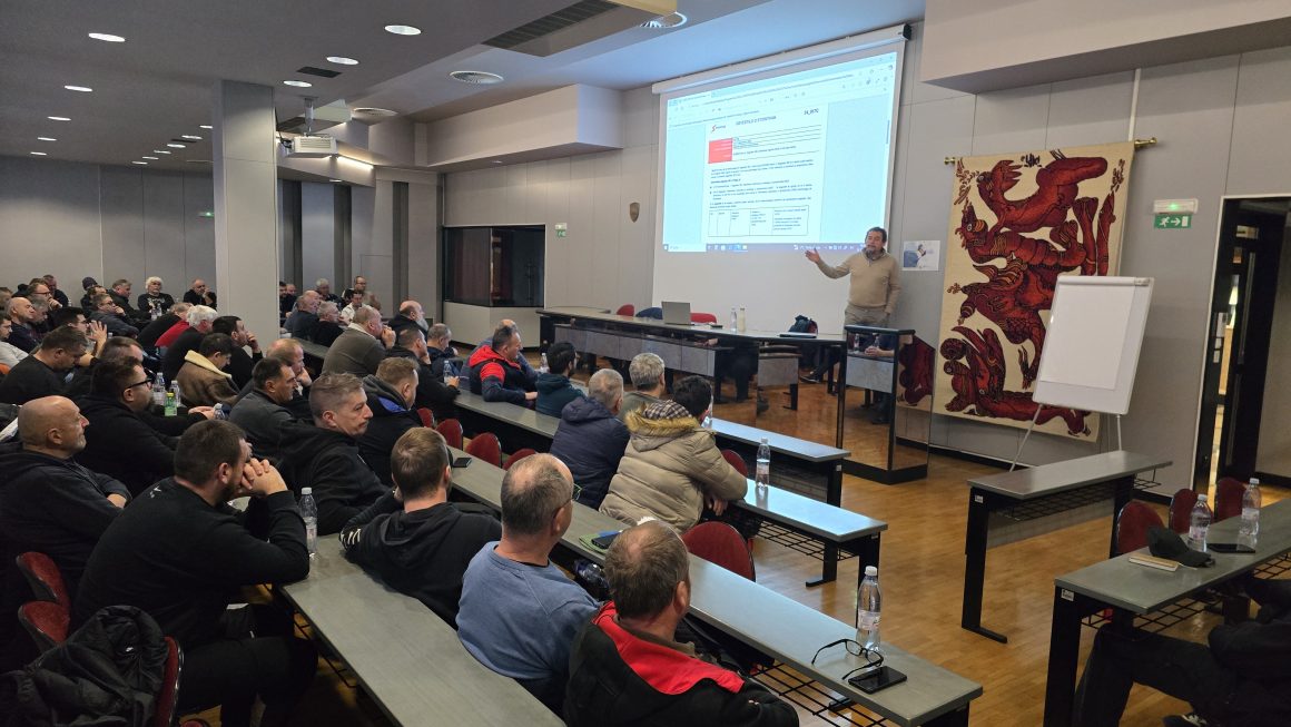 Izvedeno usposabljanje voznikov za leto 2025