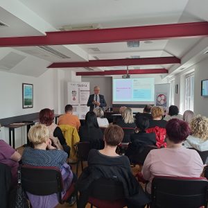 Izvedeno predavanje za frizerje in kozmetičarje