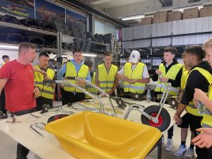 Poročilo z ogleda podjetij »POKLICI OD BLIZU« - OŠ I M. Sobota