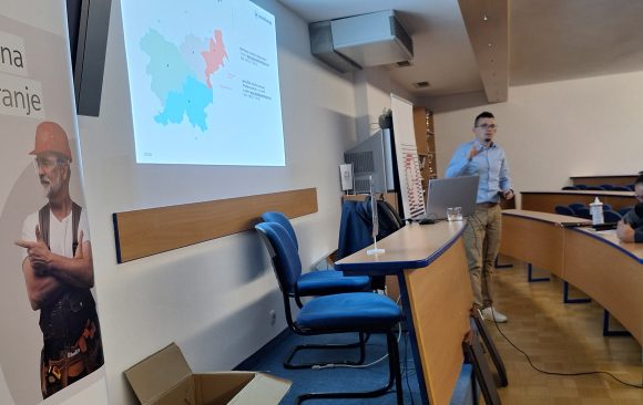 Gradnja prihodnosti se ne začne z materiali, temveč z razmišljanjem